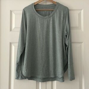 Athleta heather green long sleeve top